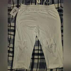 Zyia Active White Unwind Joggers